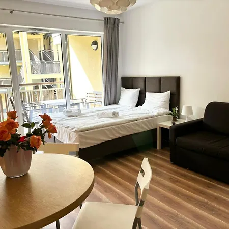 Natura Semesteranläggning (resort) *