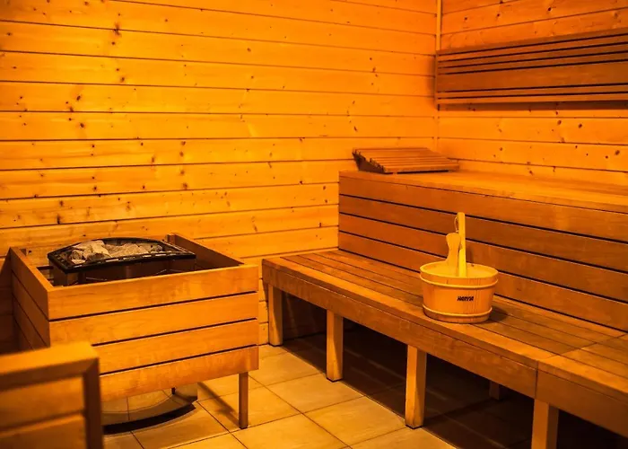 Natura Ośrodek wypoczynkowy *