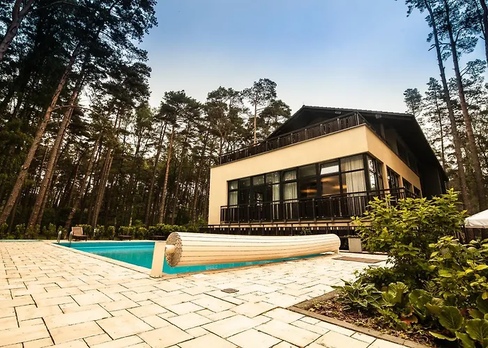 Natura Ośrodek wypoczynkowy *